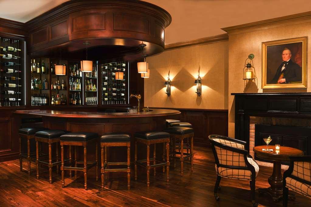 Inns Of Aurora Resort & Spa Restoran fotoğraf
